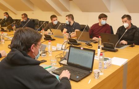 21 REDNA SEJA OBČINSKEGA SVETA 04 FOTO LJUBO VUKELIČ